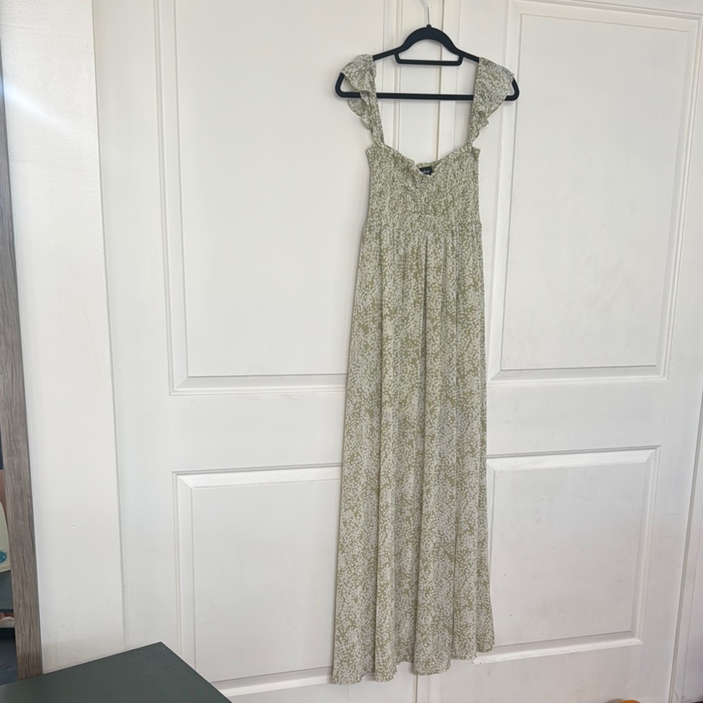 Aakaa Green Sweetheart Maxi Sundress